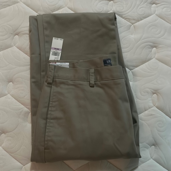 Izod Non iron khaki 32x 34 - Picture 1 of 2